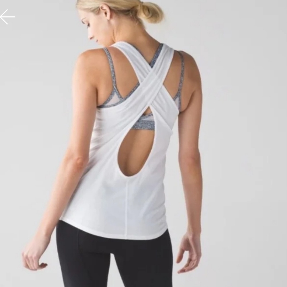 ISO workout clothes - Picture 4 of 5